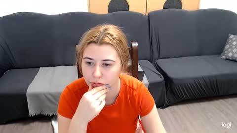 dianasmiey7 online show from January 13, 9:20 pm