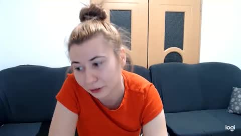 dianasmiey7 online show from January 16, 7:10 pm