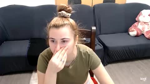 dianasmiey7 online show from January 18, 6:32 pm