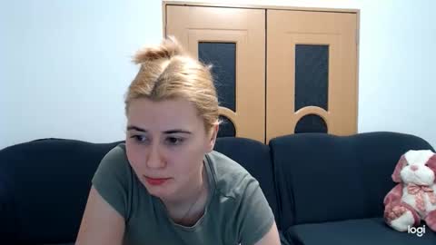dianasmiey7 online show from February 9, 9:17 pm