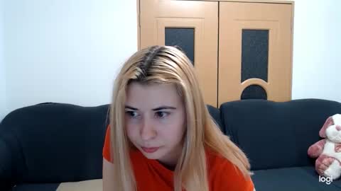 dianasmiey7 online show from March 7, 6:11 pm