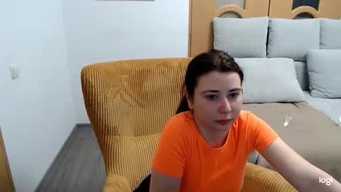 Snapshot of dianasmiey7 chatting on April 16, 8:48 am dianasmiey7 online show from April 16, 8:48 am