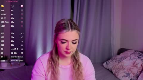 diannedibartolo online show from November 10, 7:13 pm