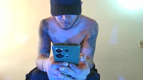 DICAPRIO online show from March 7, 6:05 pm