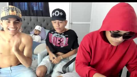 Snapshot of dick_master17 chatting on November 13, 1:54 pm dick online show from November 13, 1:54 pm