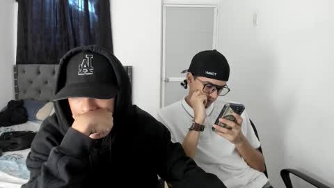 Snapshot of dick_master17 chatting on November 21, 12:04 pm dick online show from November 21, 12:04 pm