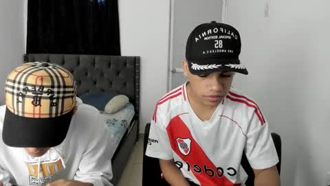 Snapshot of dick_master17 chatting on November 24, 11:43 am dick online show from November 24, 11:43 am