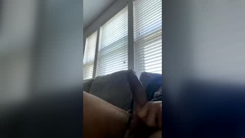 Snapshot of dickbeauty24 chatting on June 15, 12:51 pm dickbeauty24 online show from June 15, 12:51 pm