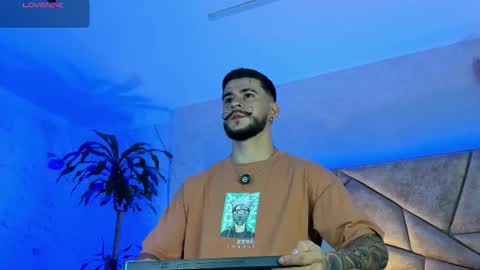 Snapshot of dickgriffith chatting on September 26, 10:08 am Dick Griffith online show from September 26, 10:08 am