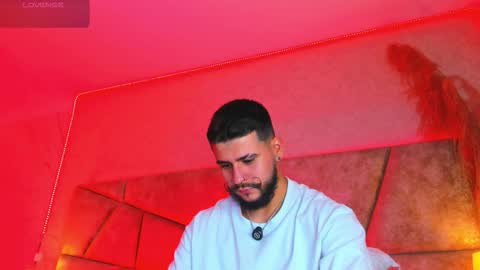 Snapshot of dickgriffith chatting on November 26, 3:02 pm Dick Griffith online show from November 26, 3:02 pm