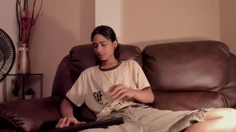 Snapshot of dickie_dicking chatting on November 4, 8:30 pm dickie_dicking online show from November 4, 8:30 pm