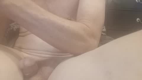 dickielee306251 online show from December 21, 10:22 am