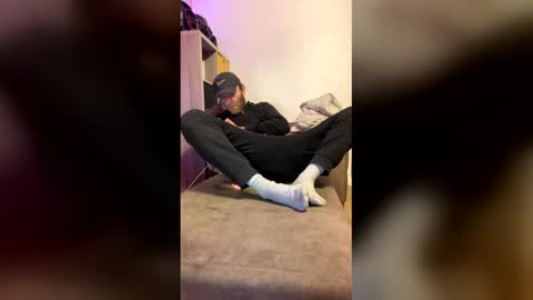 Snapshot of dickparceldick chatting on March 24, 11:32 pm dickparceldick online show from March 24, 11:32 pm