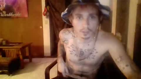 Snapshot of dickyxoxo chatting on February 17, 8:44 am Dicky Nelson online show from February 17, 8:44 am