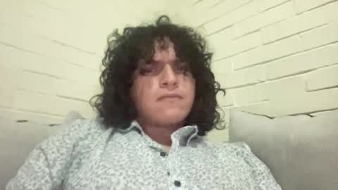 Snapshot of dieciochocentimetross chatting on June 11, 3:15 am dieciochocentimetross online show from June 11, 3:15 am