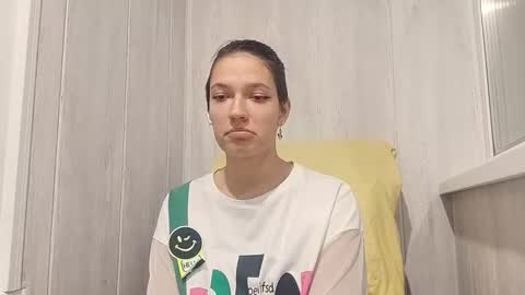 Snapshot of diedrecushingberry chatting on November 21, 9:08 am diedrecushingberry online show from November 21, 9:08 am