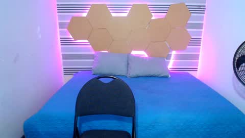 Diego online show from December 20, 11:43 am