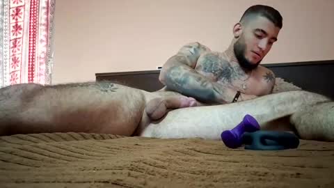 diego_armando24 online show from June 4, 9:26 am