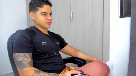 DIEGO CAZAS online show from June 6, 5:34 am