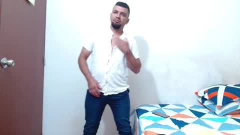 Snapshot of diego_vergon chatting on September 9, 1:38 am diego_vergon online show from September 9, 1:38 am