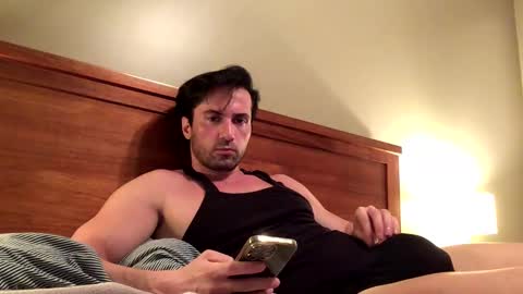 Snapshot of diegodavids chatting on February 28, 10:39 pm diegodavids online show from February 28, 10:39 pm