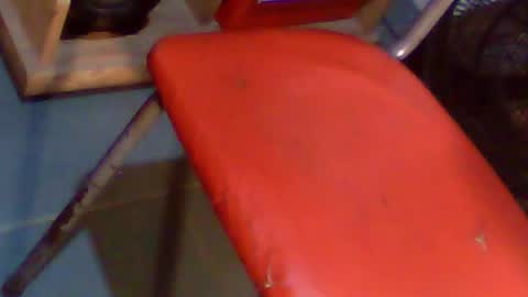 Snapshot of diegoinheels chatting on October 20, 1:17 am diegoinheels online show from October 20, 1:17 am