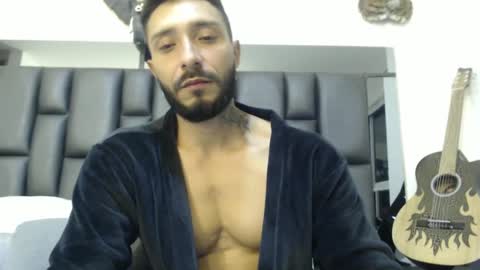 Snapshot of diehgoo_ortega chatting on December 15, 4:51 am Diego Ortega online show from December 15, 4:51 am