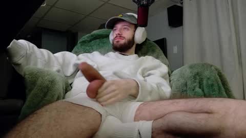 Snapshot of digbicknik chatting on March 6, 2:19 am digbicknik online show from March 6, 2:19 am