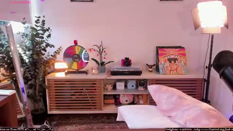 Estef  Ger     online show from July 2, 3:40 pm
