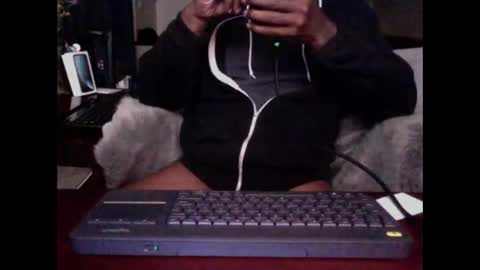 Snapshot of digitalpimpn chatting on November 26, 11:22 am The Digital Pimp.... online show from November 26, 11:22 am