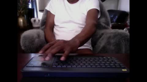 Snapshot of digitalpimpn chatting on March 9, 1:59 pm The Digital Pimp.... online show from March 9, 1:59 pm