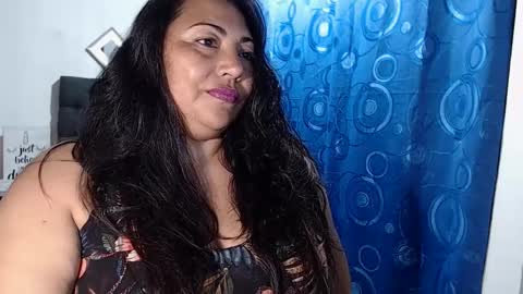 Snapshot of dihayara chatting on January 25, 11:43 pm Mariana online show from January 25, 11:43 pm