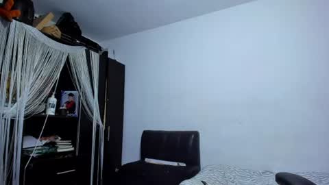 diiego_xxx online show from July 21, 5:43 am