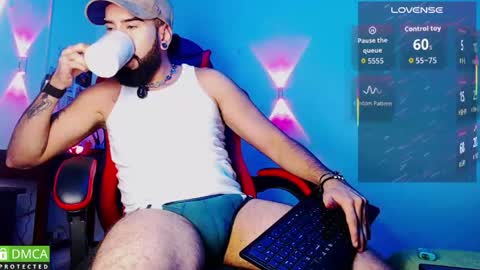  Dylan  online show from April 25, 12:24 am