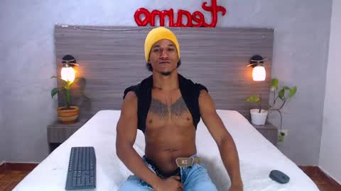 dilan_hall online show from June 5, 8:25 pm