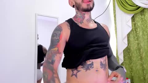 dilan_scootk_ online show from September 12, 7:25 pm