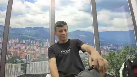 dilanandking online show from June 9, 1:12 pm