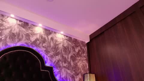 dilanmiller_ online show from June 2, 6:21 pm