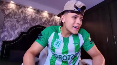 dilanmiller_ online show from June 8, 3:12 pm