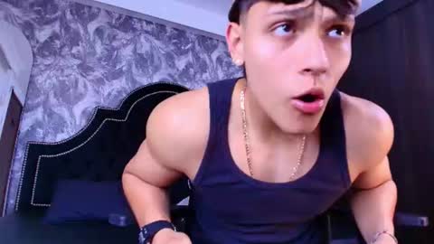 dilanmiller_ online show from June 9, 7:47 pm