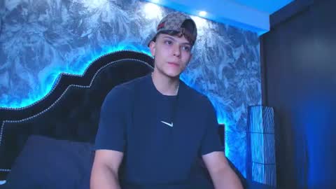 dilanmiller_ online show from June 15, 4:53 pm