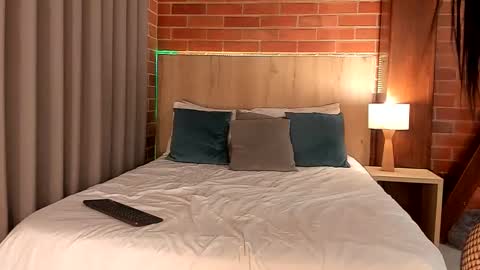 Dilarahkesh  online show from December 22, 11:31 pm