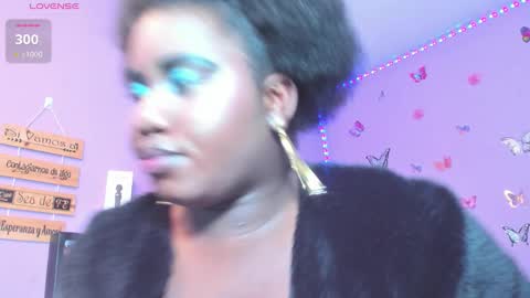 Snapshot of dilay__x chatting on February 21, 4:57 am dilay__x online show from February 21, 4:57 am