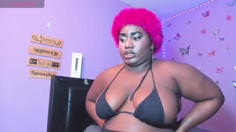 Snapshot of dilay__x chatting on March 7, 2:52 am dilay__x online show from March 7, 2:52 am