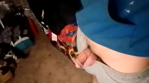 Snapshot of dilf_96 chatting on February 3, 3:53 am Daddy online show from February 3, 3:53 am