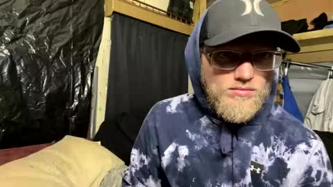 Daddy online show from January 8, 8:38 am