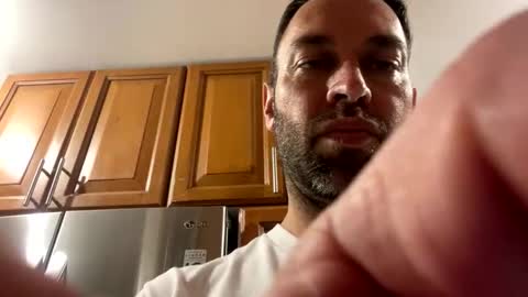 Snapshot of dilfofthenextdoor42 chatting on October 24, 2:41 am dilfofthenextdoor42 online show from October 24, 2:41 am