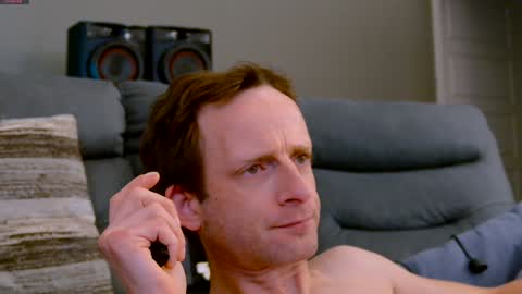 Snapshot of dilldough405 chatting on January 16, 10:02 pm Dilldough405 online show from January 16, 10:02 pm