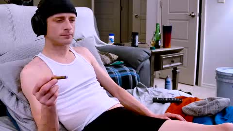 Snapshot of dilldough405 chatting on February 26, 11:09 am Dilldough405 online show from February 26, 11:09 am