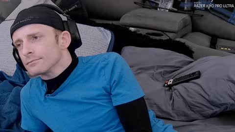 Snapshot of dilldough405 chatting on September 8, 5:01 pm Dilldough405 online show from September 8, 5:01 pm